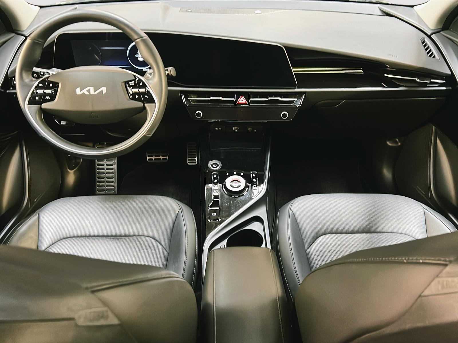 Kia NIRO EV LIMITED CUIR TOIT NAV 2023 - image #11