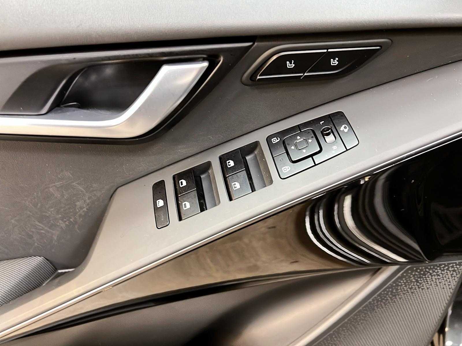 Kia NIRO EV LIMITED CUIR TOIT NAV 2023 - image #24