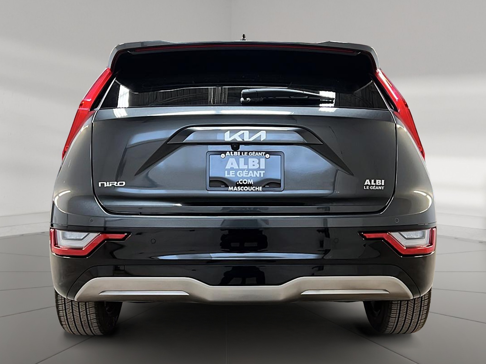 Kia NIRO EV LIMITED CUIR TOIT NAV 2023 - image #5