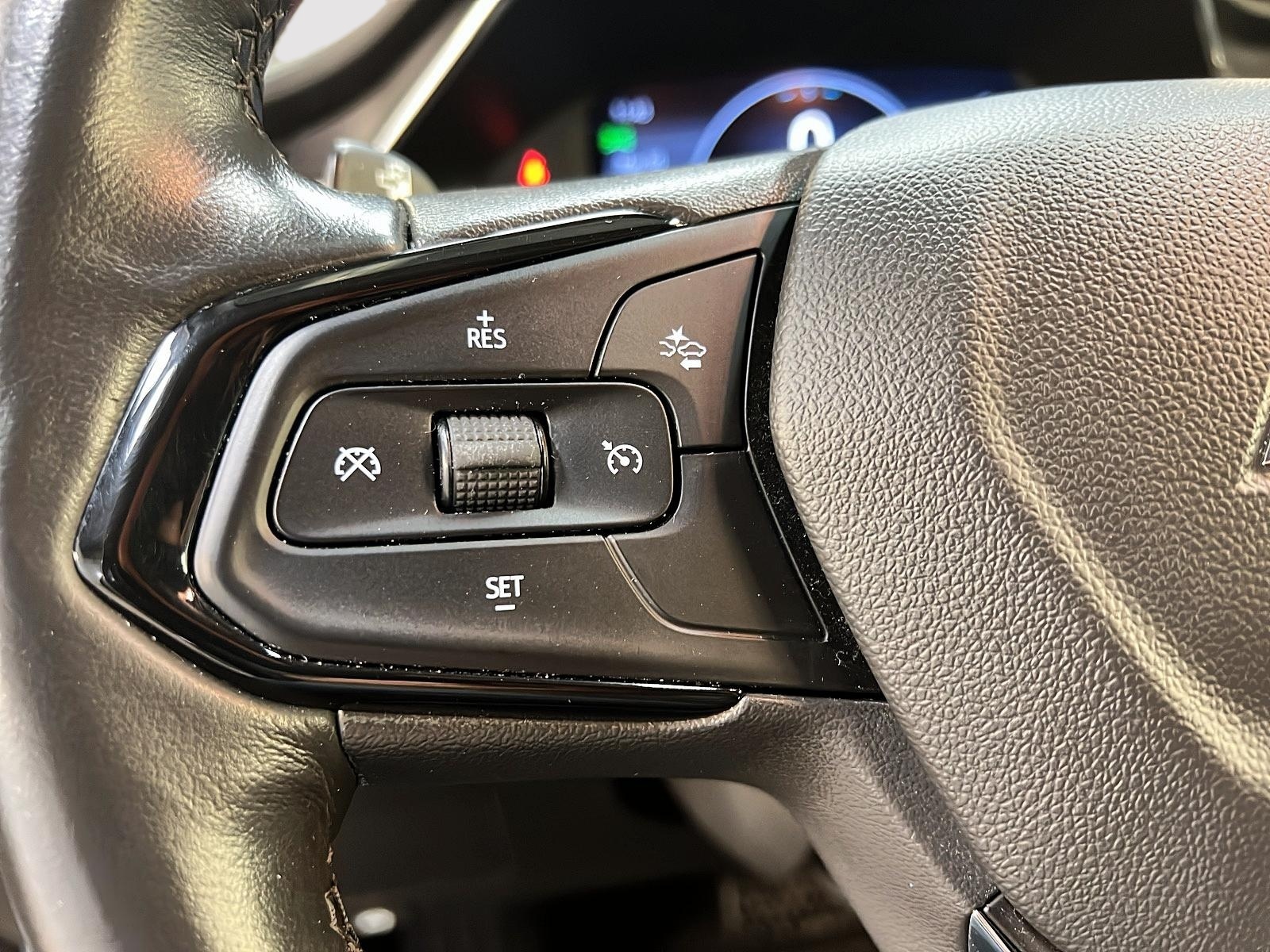 Chevrolet Bolt EUV LT 2023 - image #19