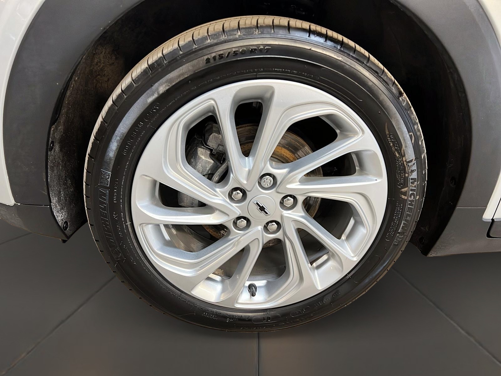 Chevrolet Bolt EUV LT 2023 - image #26