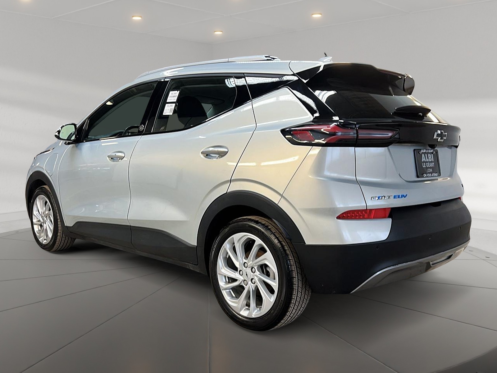 Chevrolet Bolt EUV LT 2023 - image #6