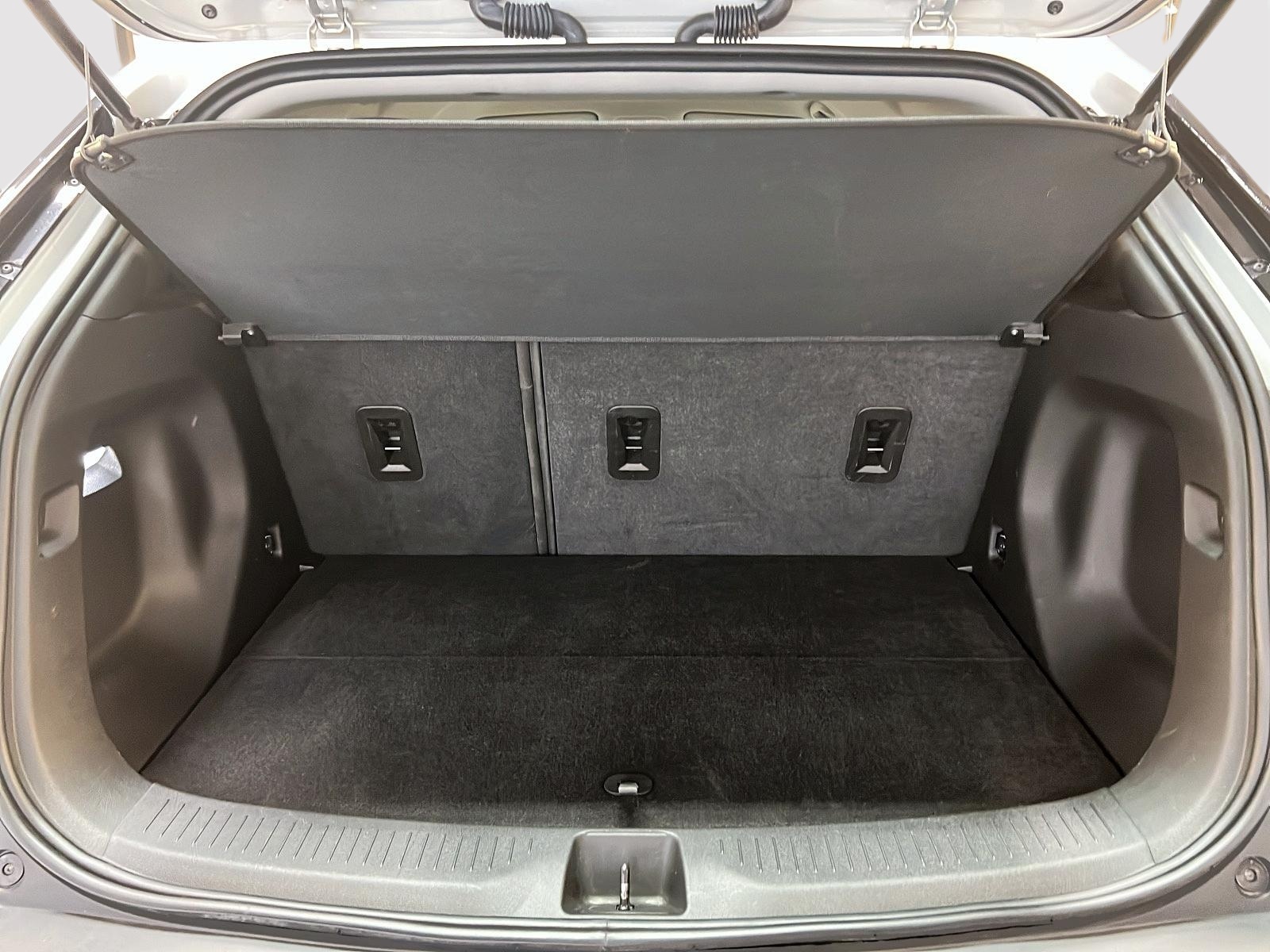 Chevrolet Bolt EUV LT 2023 - image #12