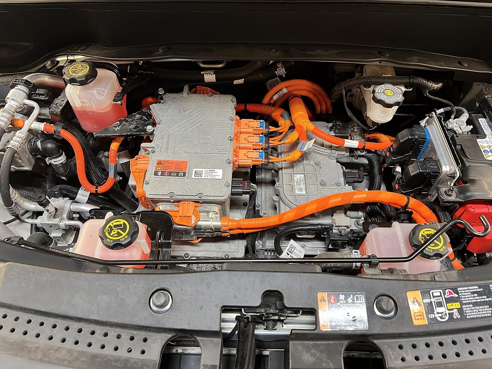 Chevrolet Bolt EUV LT 2023 - image #11