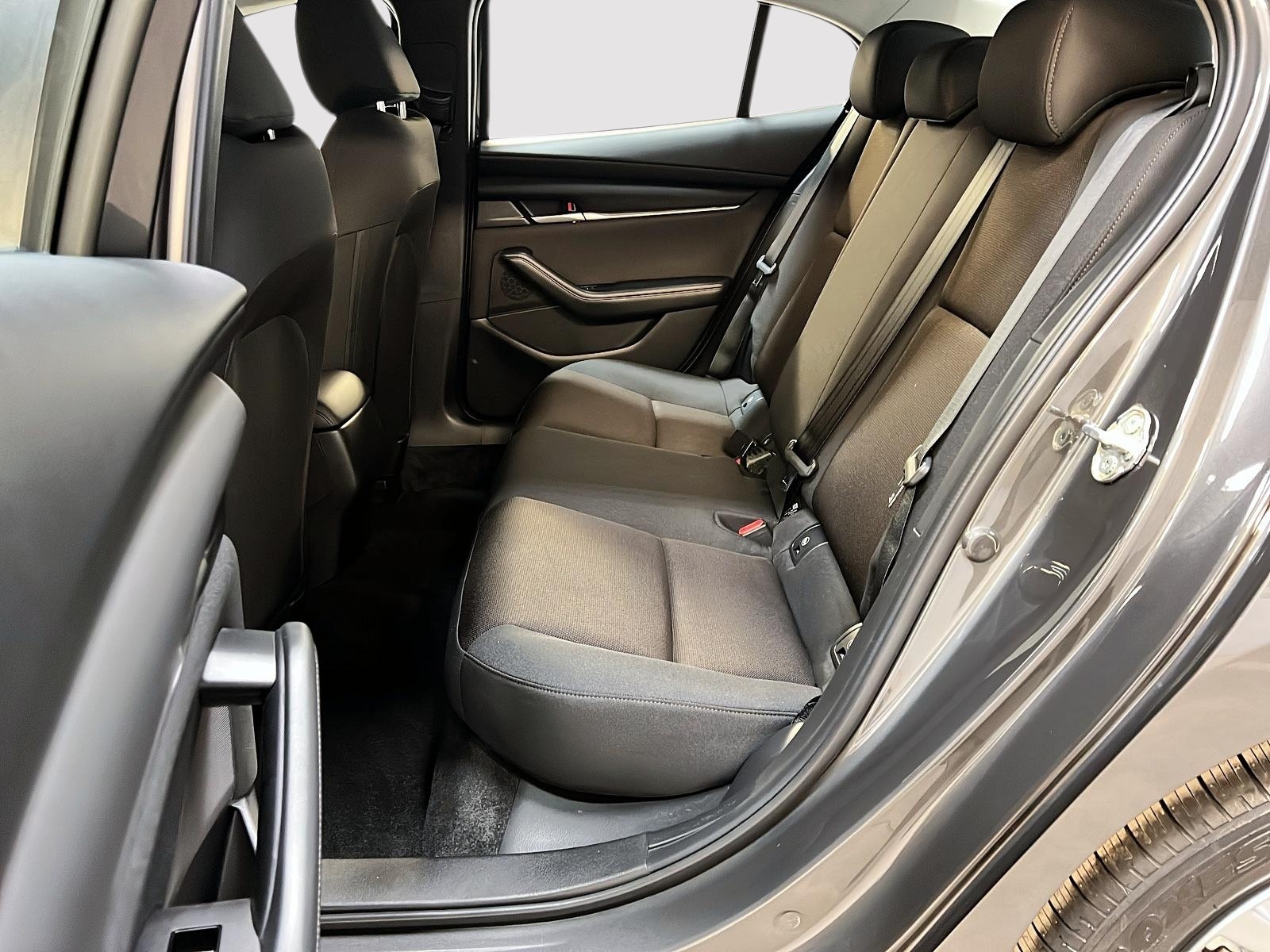 Mazda Mazda3 GX 2025 - image #9