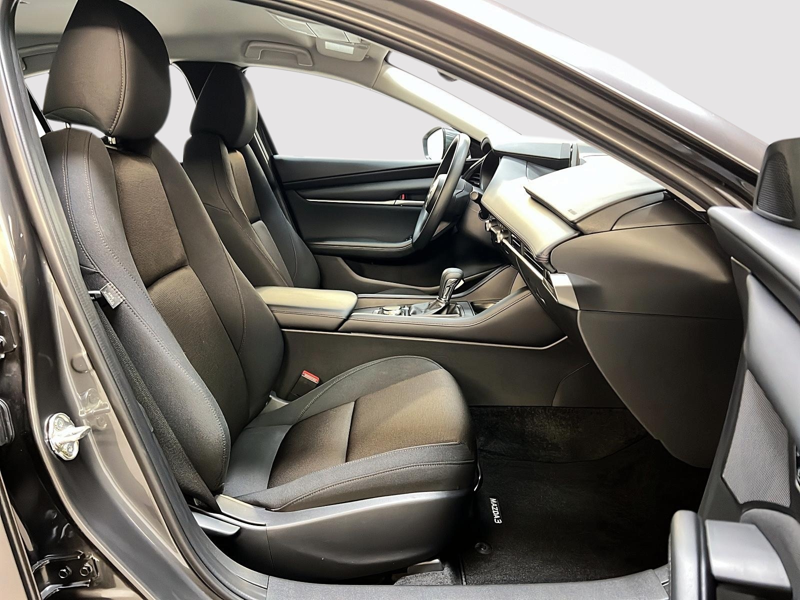 Mazda Mazda3 GX 2025 - image #8