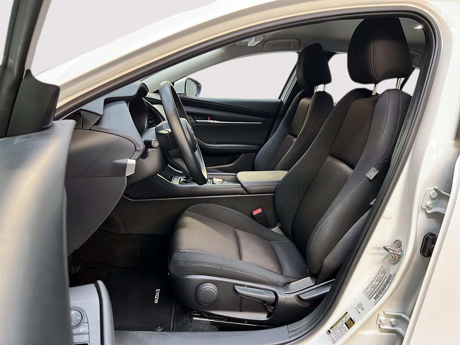Mazda Mazda3 2025 - Image #7
