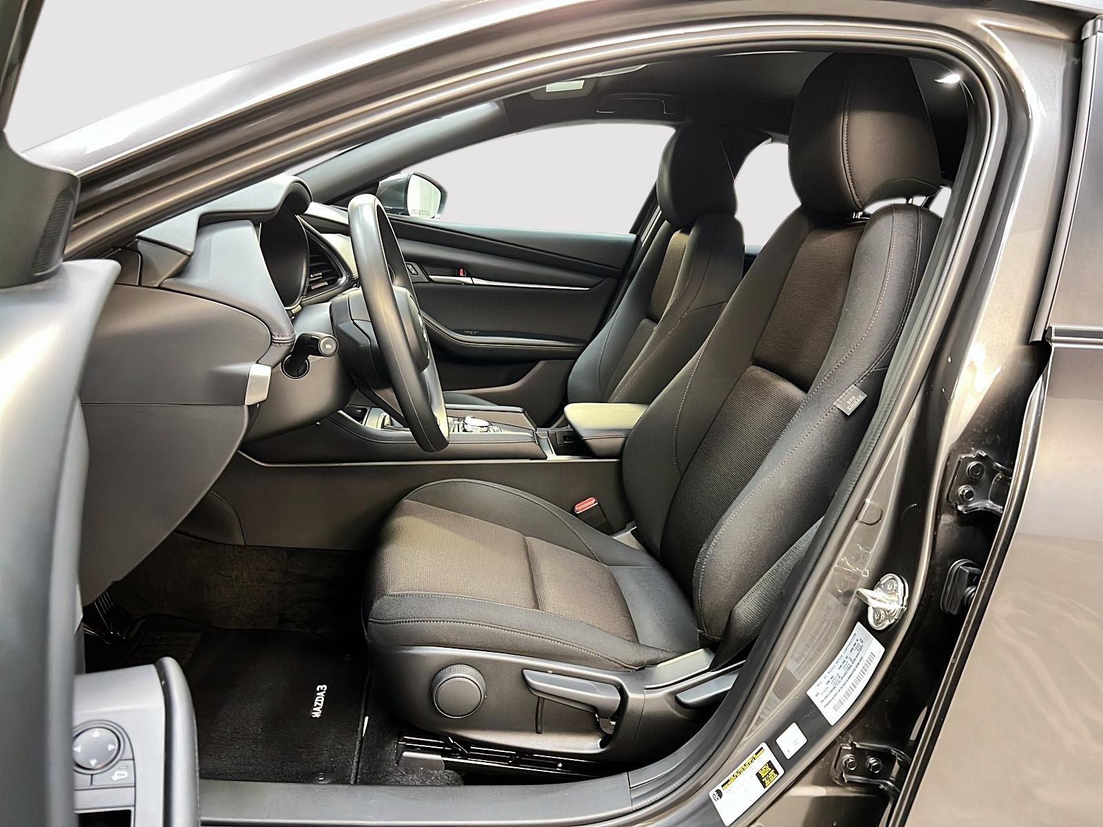 Mazda Mazda3 Sport 2025 - Image #7