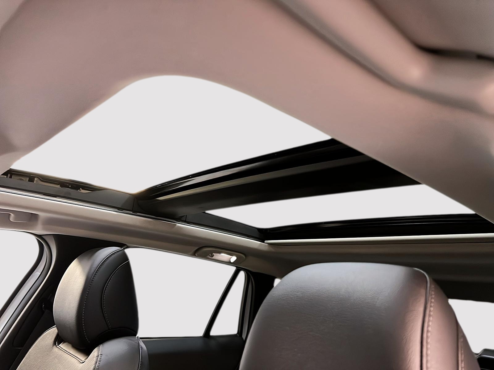 Mazda CX-50 GT CUIR TOIT PANO NAV  4RM 2024 - image #10