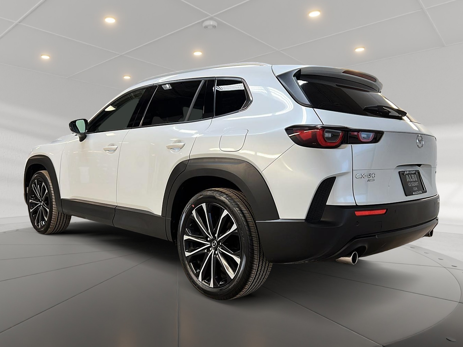 Mazda CX-50 GT CUIR TOIT PANO NAV  4RM 2024 - image #6