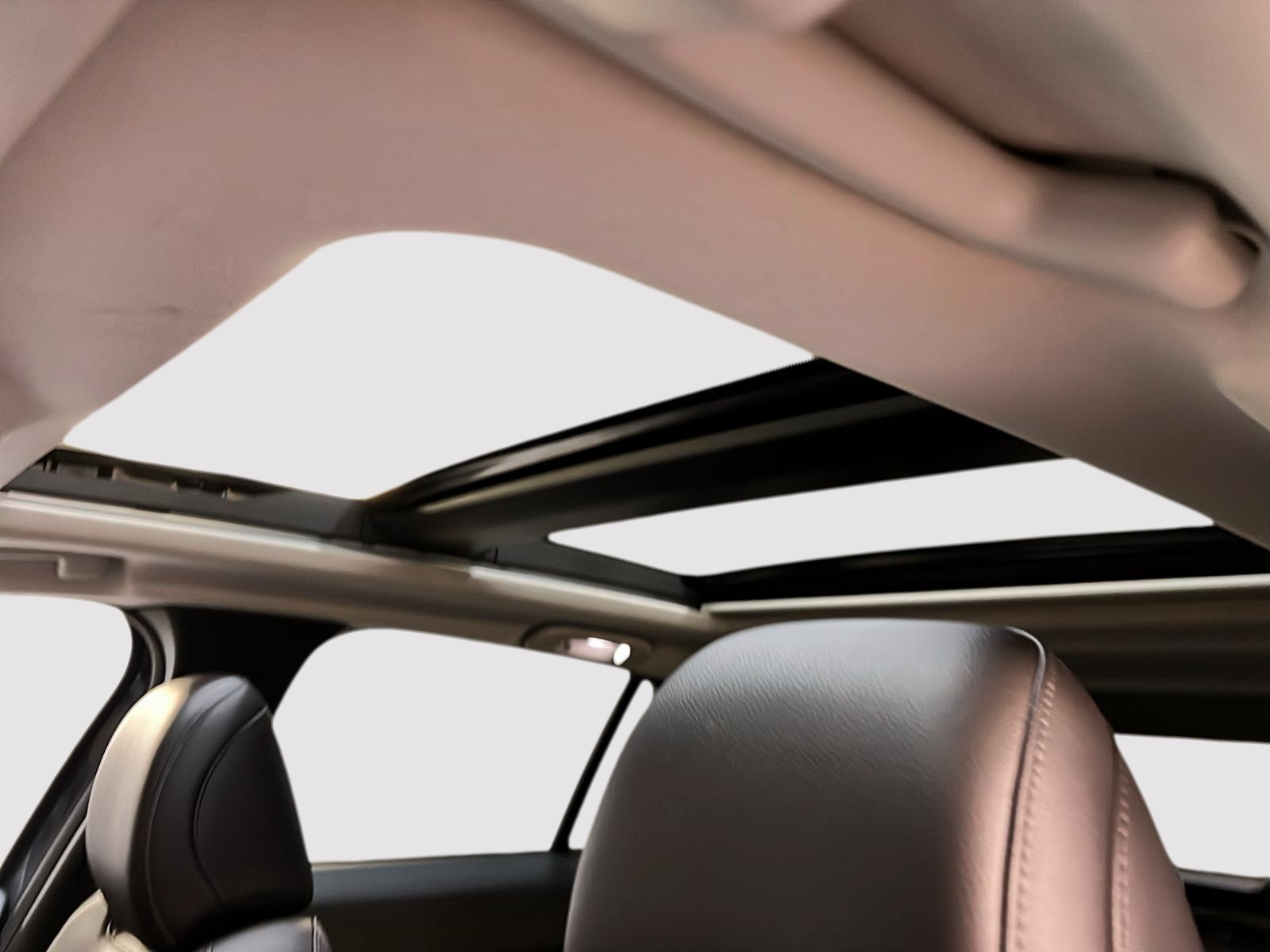 Mazda CX-50 GT TURBO CUIR TOIT PANO NAV 4RM 2024 - image #10