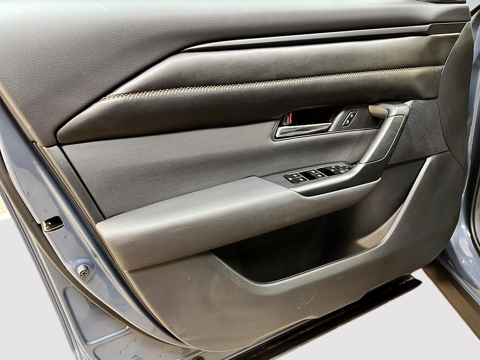 Mazda CX-50 GT TURBO CUIR TOIT PANO NAV 4RM 2024 - image #27