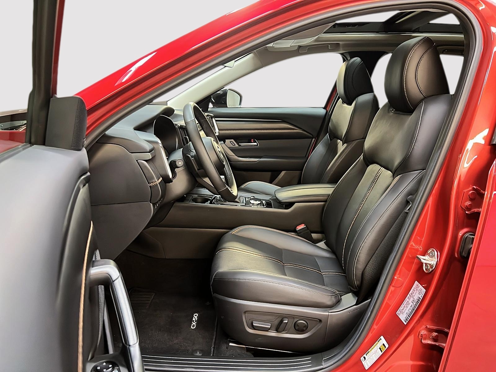 Mazda CX-50 GT TURBO CUIR TOIT PANO NAV 4RM 2024 - image #7