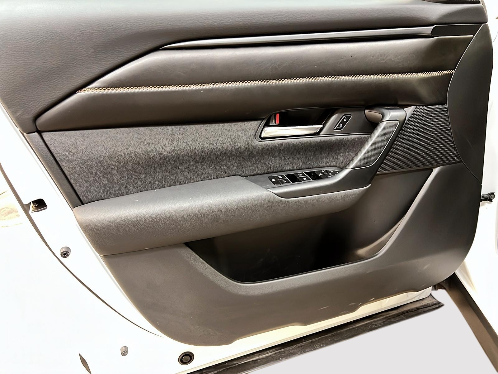 Mazda CX-50 2024 - Image #27