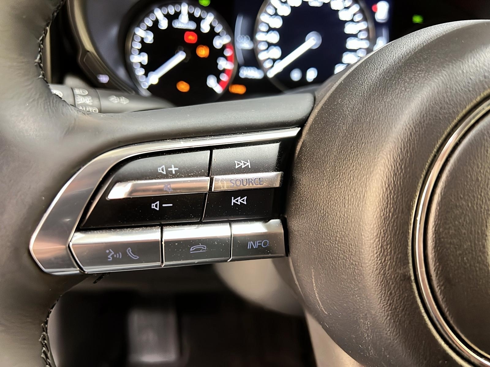 Mazda CX-50 GT TURBO CUIR TOIT PANO NAV 4RM 2024 - image #23