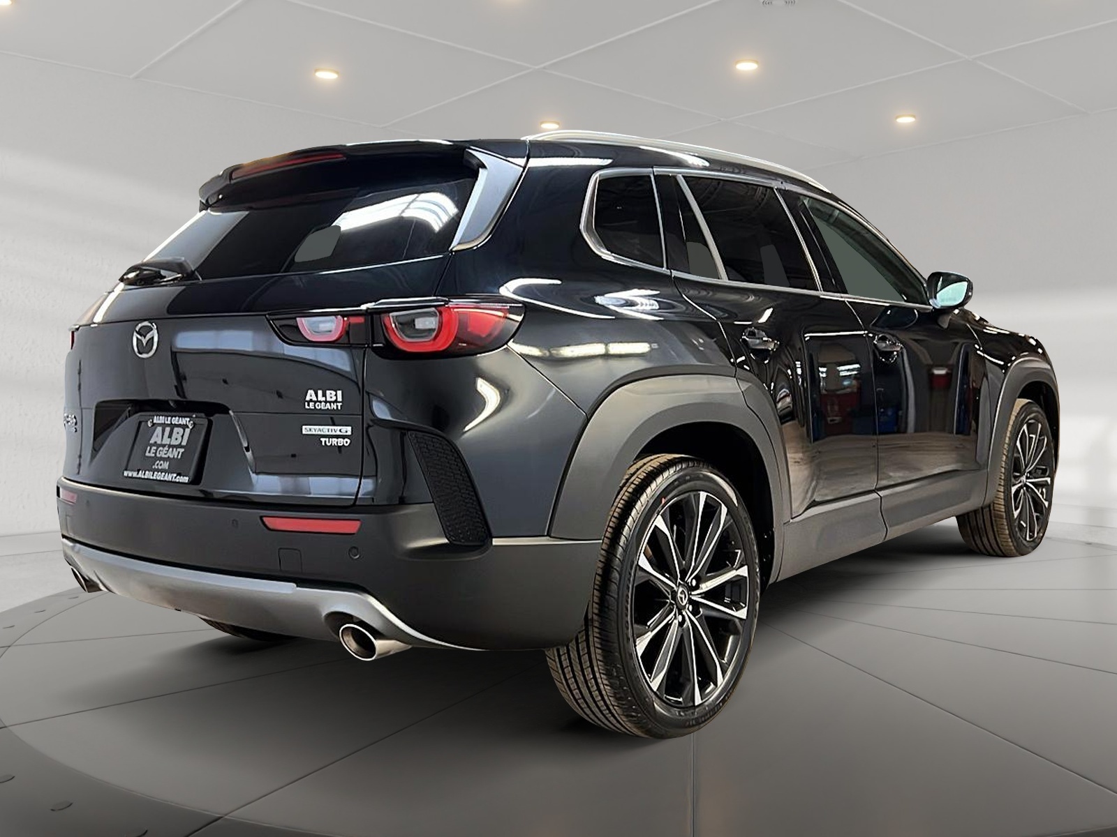 Mazda CX-50 GT TURBO CUIR TOIT PANO NAV 4RM 2024 - image #4