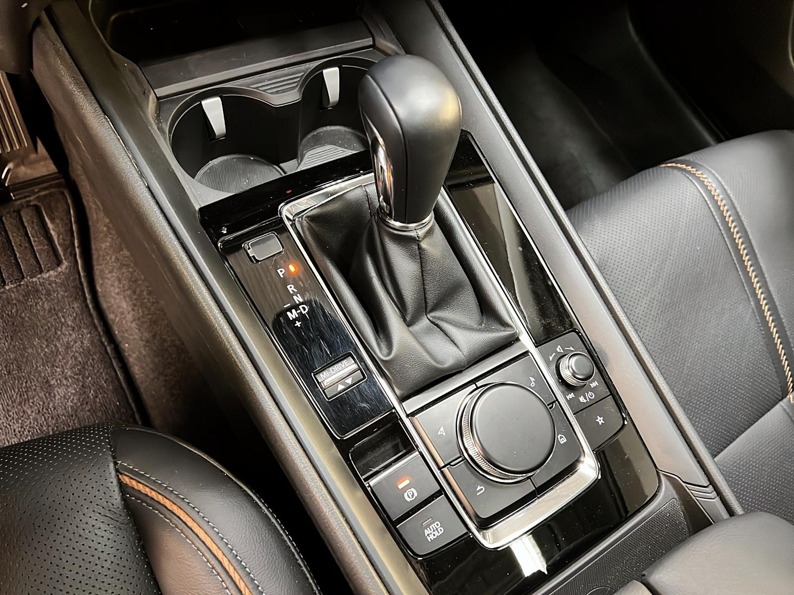 Mazda CX-50 GT TURBO CUIR TOIT PANO NAV 4RM 2024 - image #16
