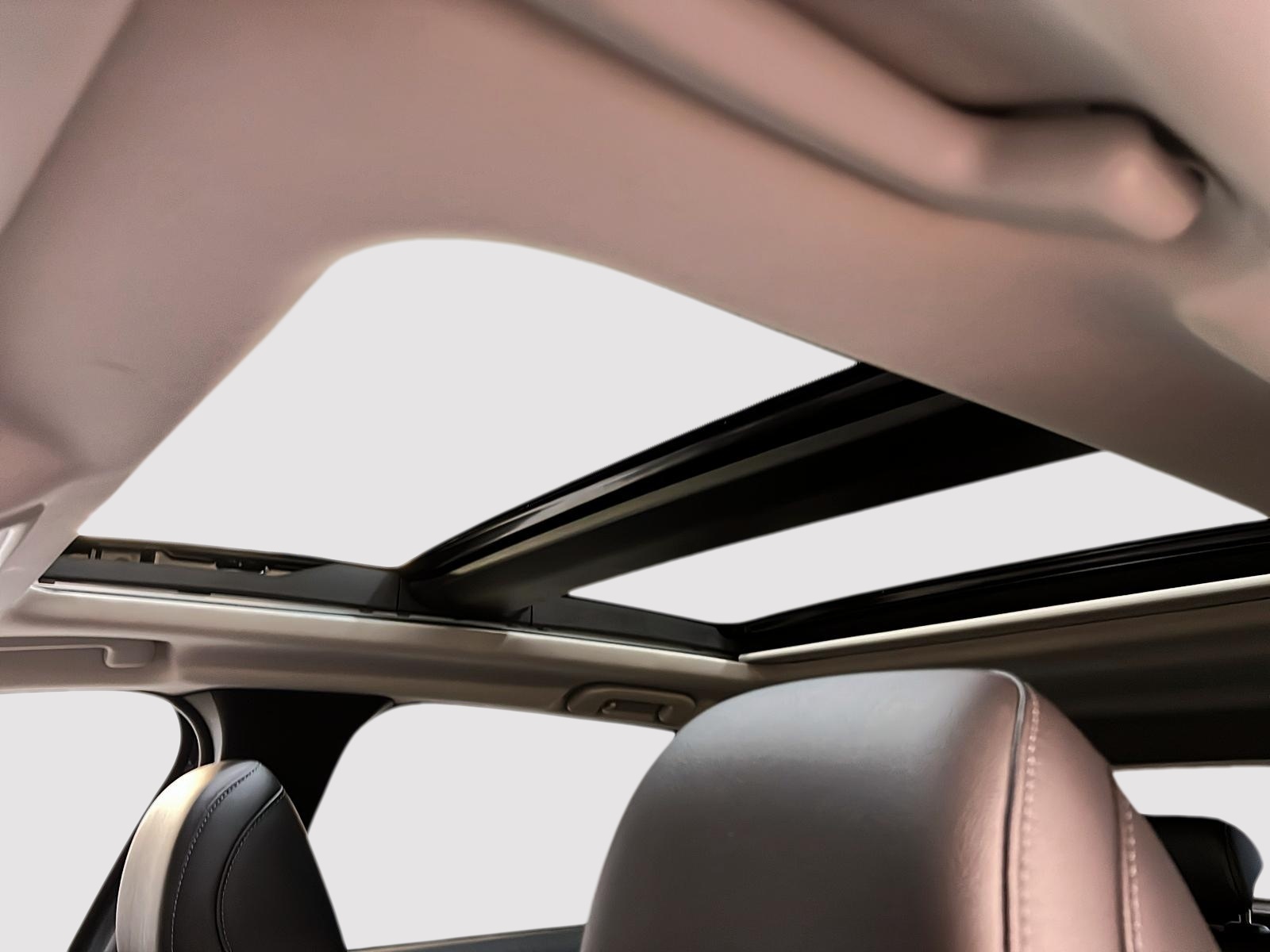 Mazda CX-50 GT TURBO CUIR TOIT PANO NAV 4RM 2024 - image #10