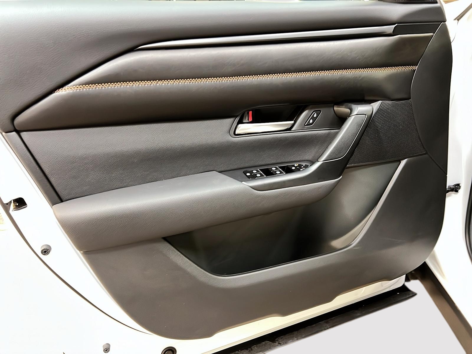 Mazda CX-50 2024 - Image #27
