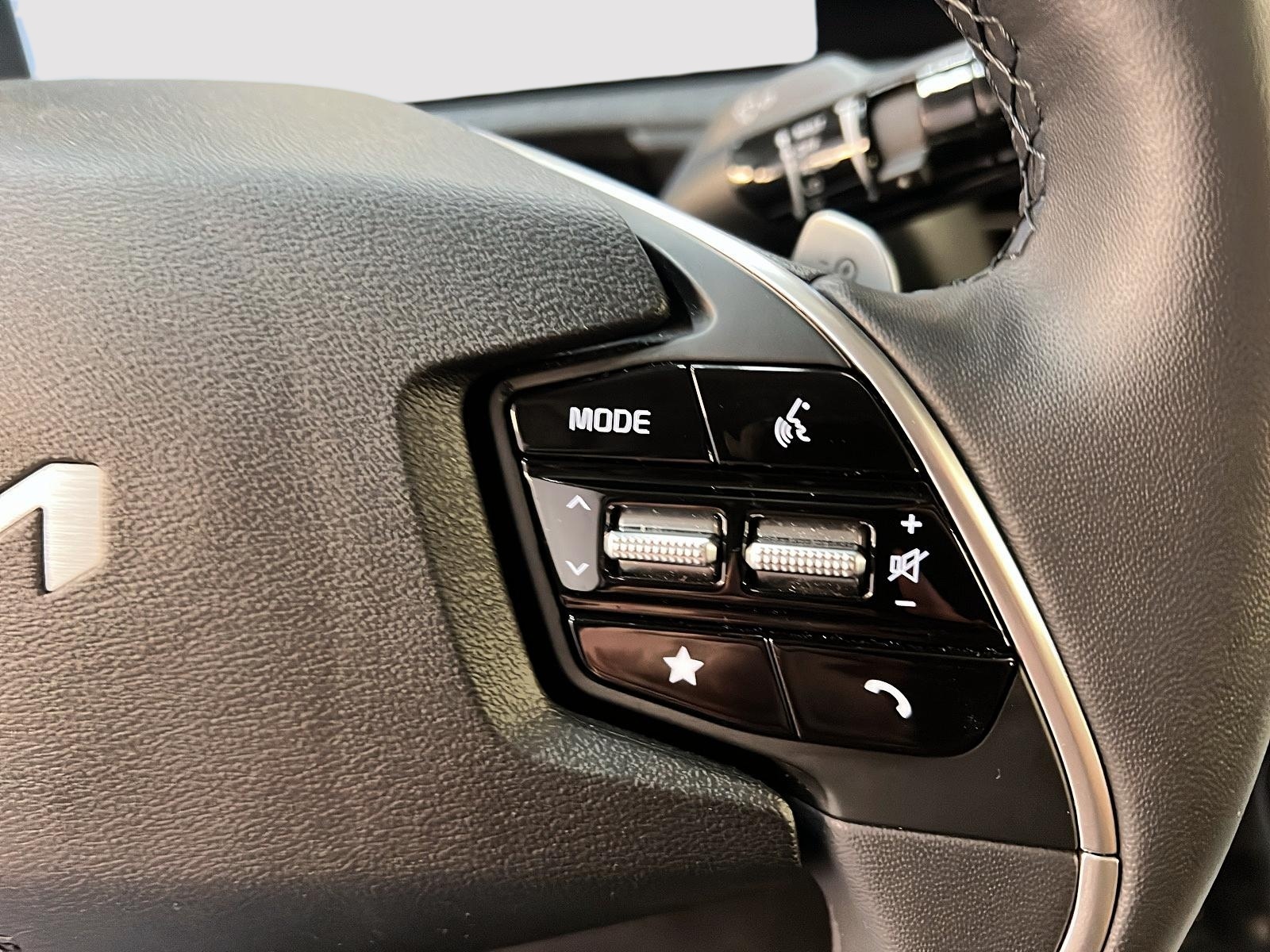 Kia EV6 LAND NAV 4RM 2024 - image #19