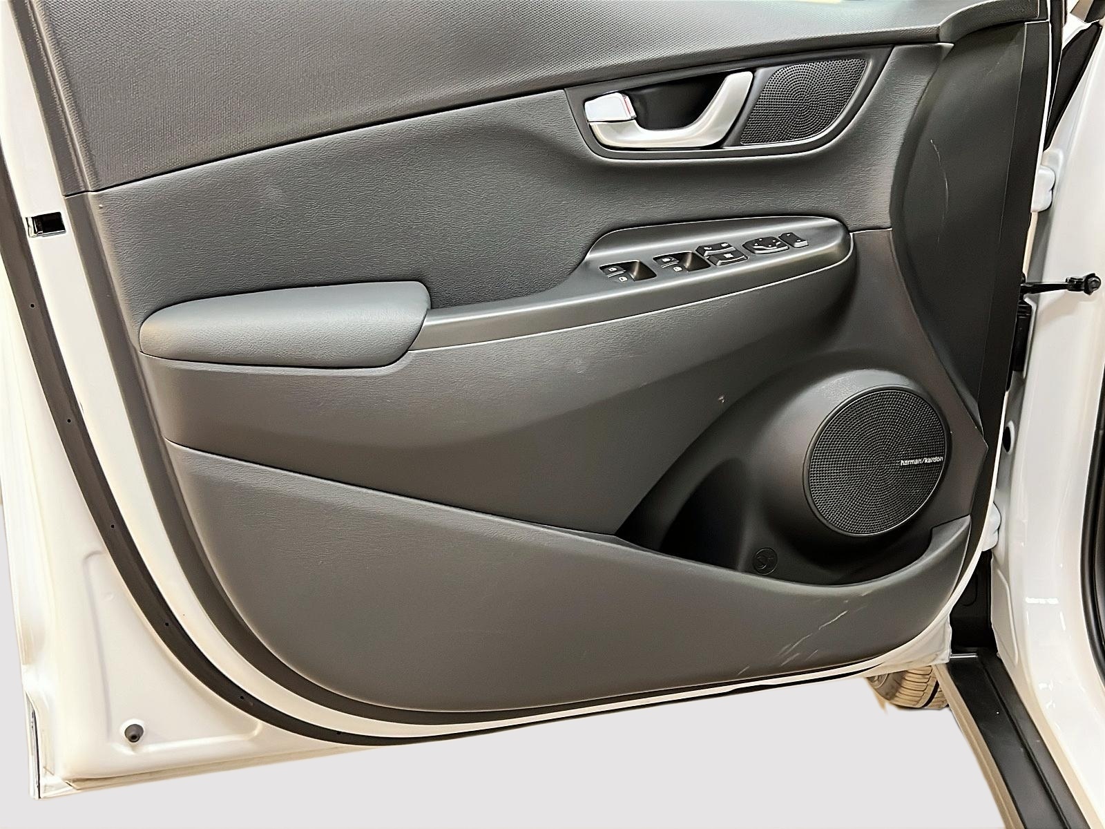 Hyundai Kona EV ULTIMATE CUIR TOIT NAV 2023 - image #26