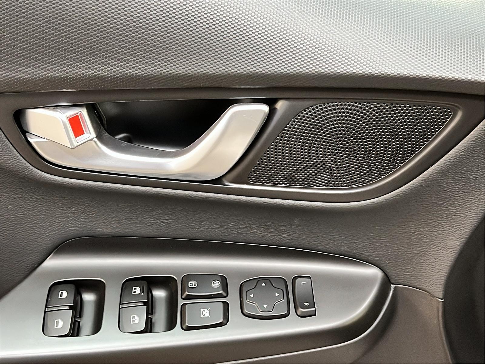 Hyundai Kona EV ULTIMATE CUIR TOIT NAV 2023 - image #25