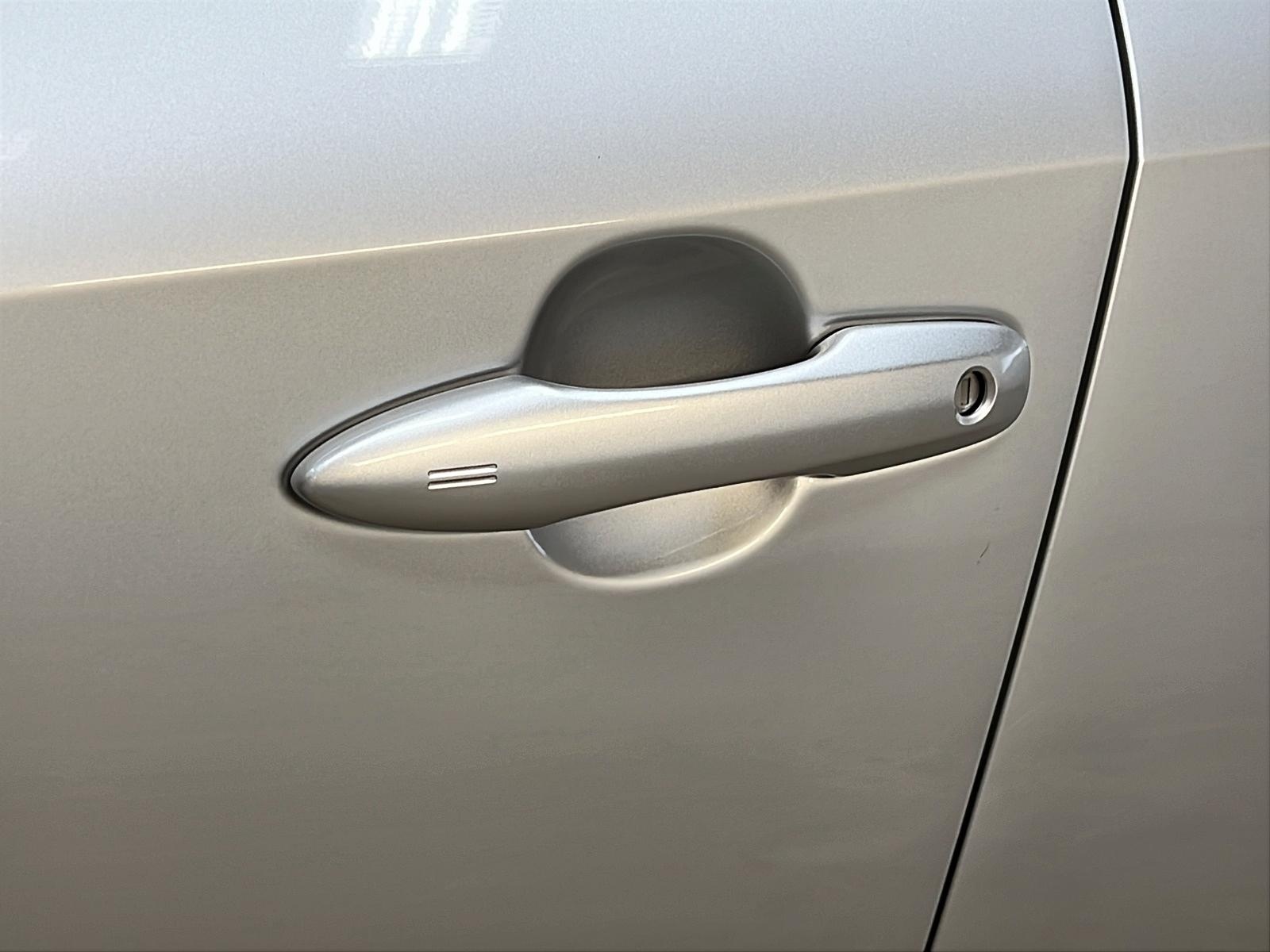 Toyota Corolla SE PLUS HATCHBACK 2024 - image #22