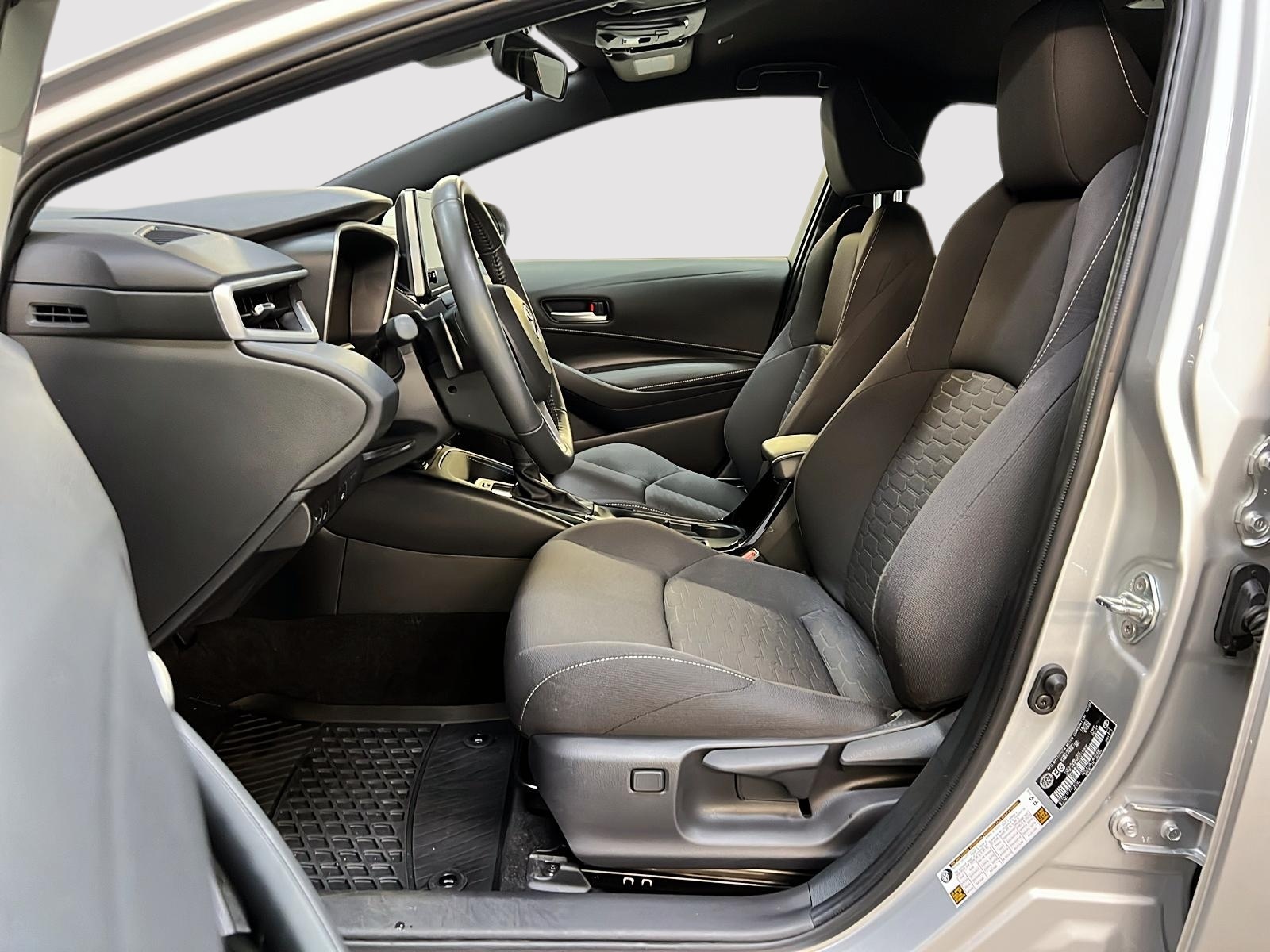 Toyota Corolla SE PLUS HATCHBACK 2024 - image #7