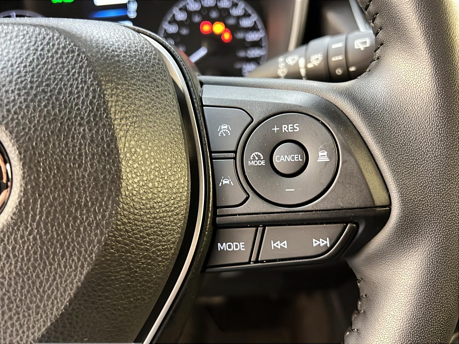 Toyota Corolla SE PLUS HATCHBACK 2024 - image #16