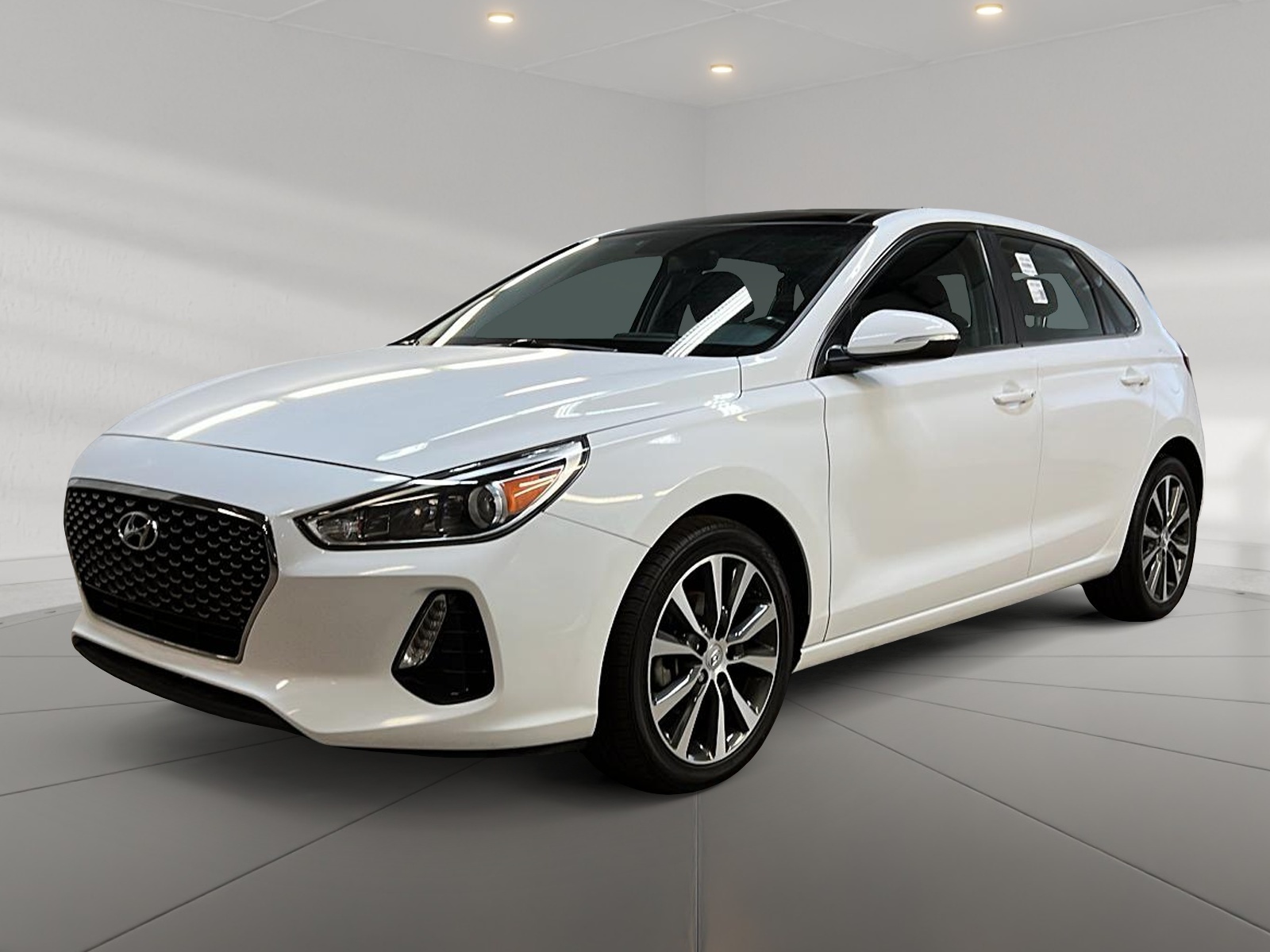 Hyundai Elantra GT LUXURY TOIT PANO 2020 - image #1