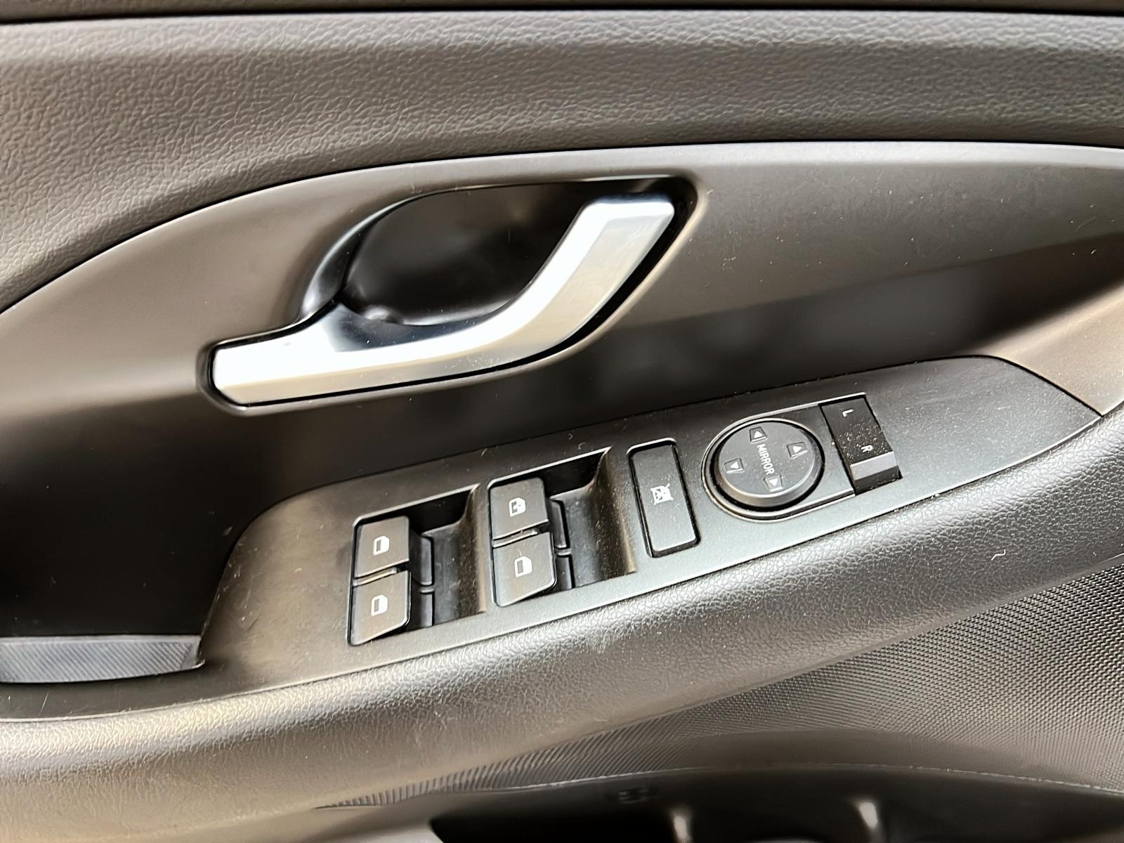 Hyundai Elantra GT LUXURY TOIT PANO 2020 - image #22