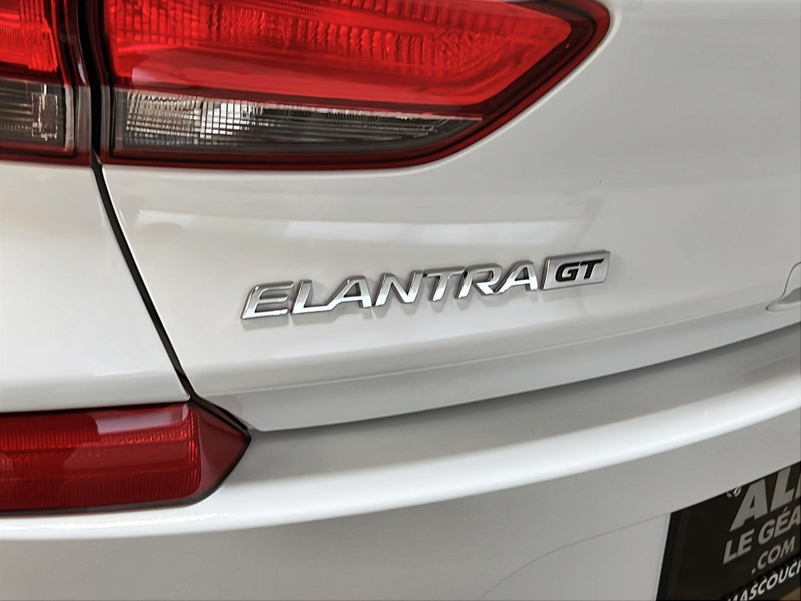 Hyundai Elantra GT LUXURY TOIT PANO 2020 - image #25