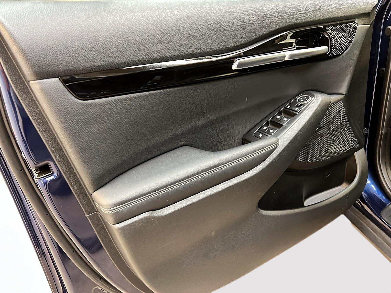 Kia SELTOS EX CUIR 2023 - image #22