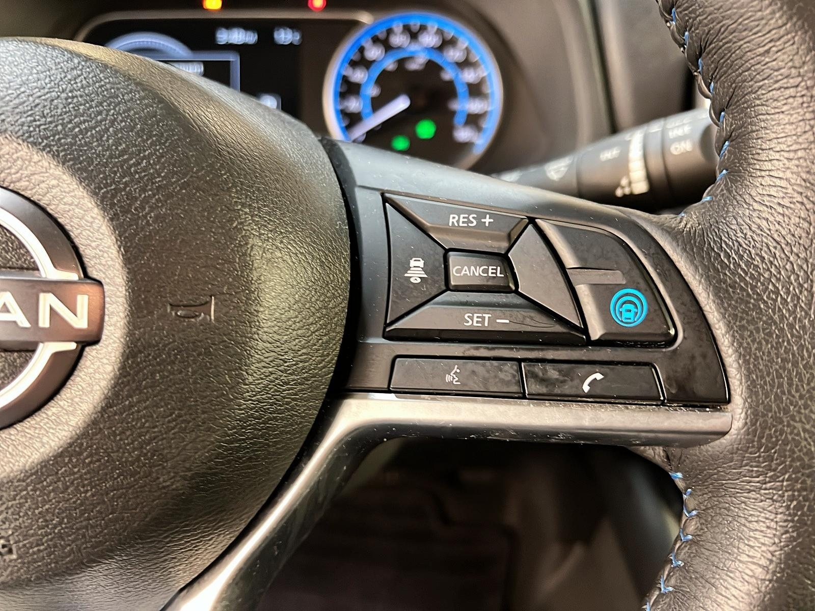 Nissan Leaf SV NAV 2024 - image #19