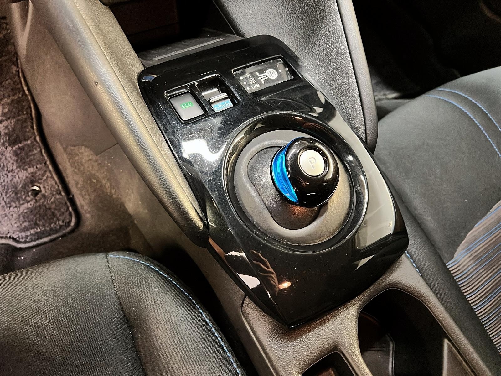Nissan Leaf SV NAV 2024 - image #13