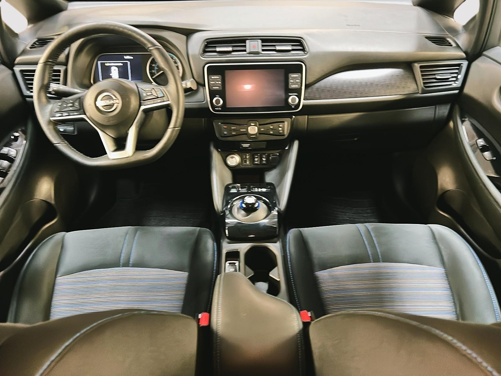 Nissan Leaf SV NAV 2024 - image #10