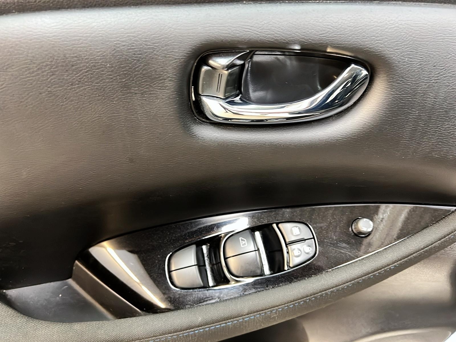 Nissan Leaf SV NAV 2024 - image #22