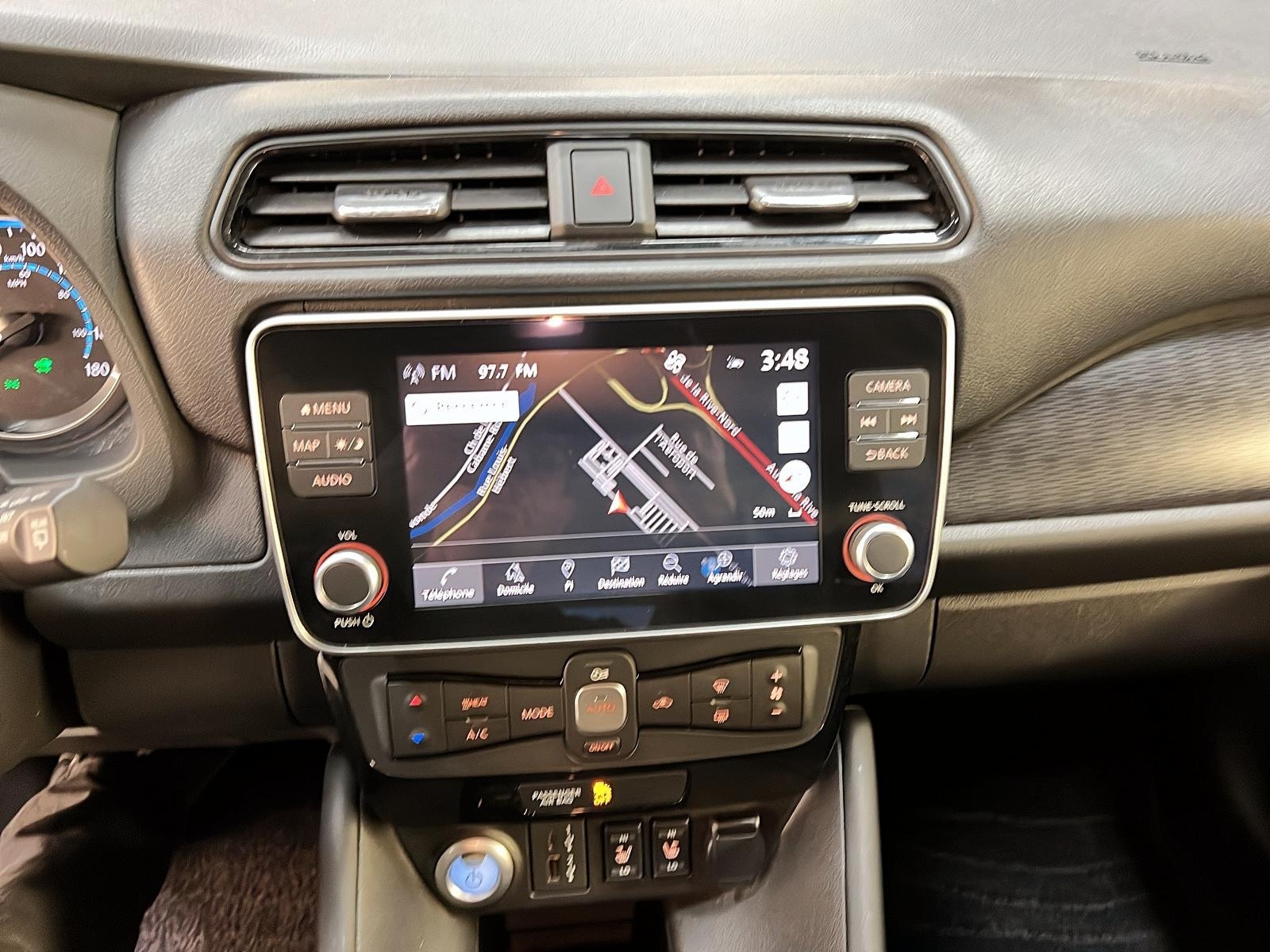 Nissan Leaf SV NAV 2024 - image #17