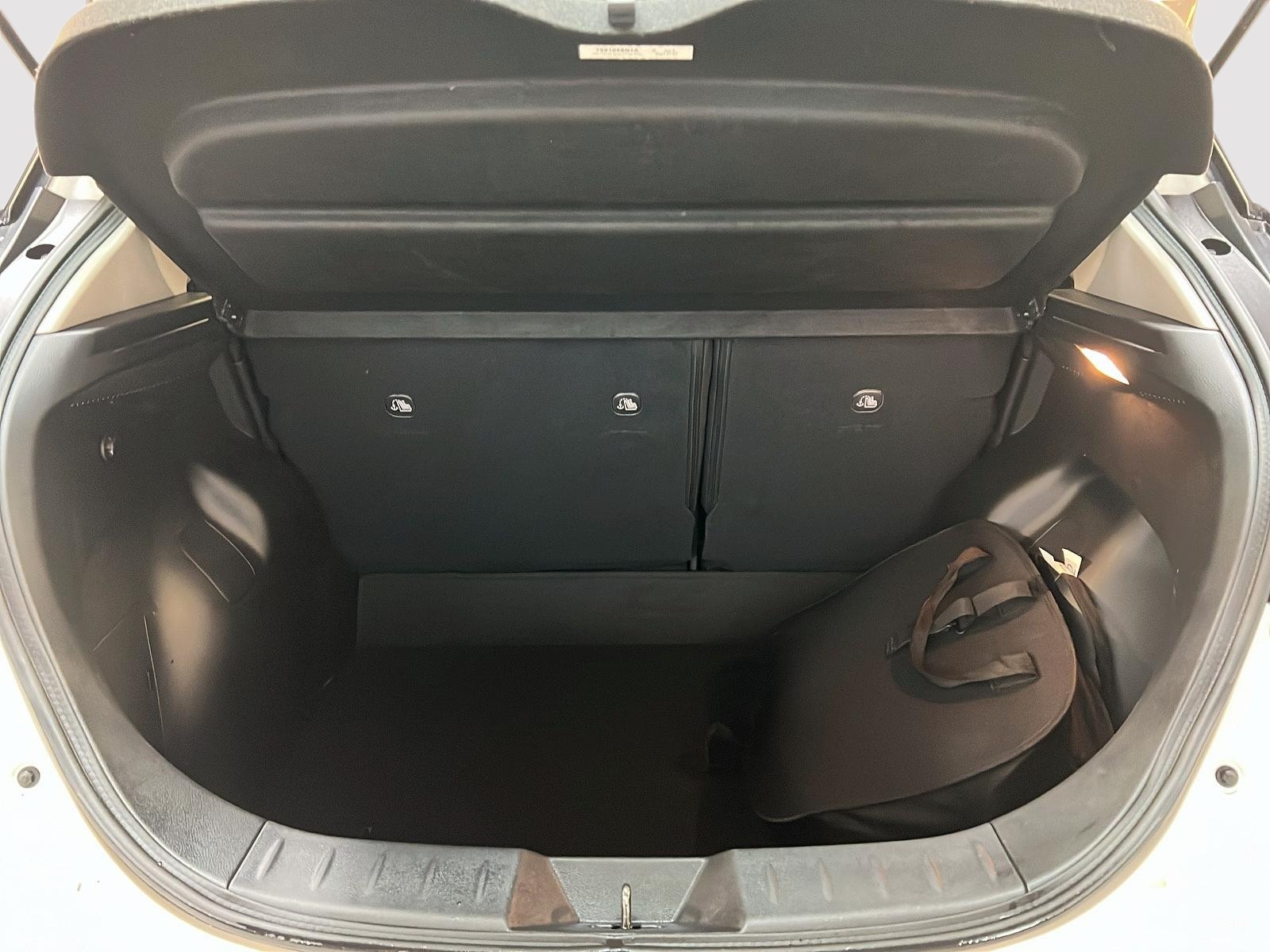 Nissan Leaf SV NAV 2024 - image #12