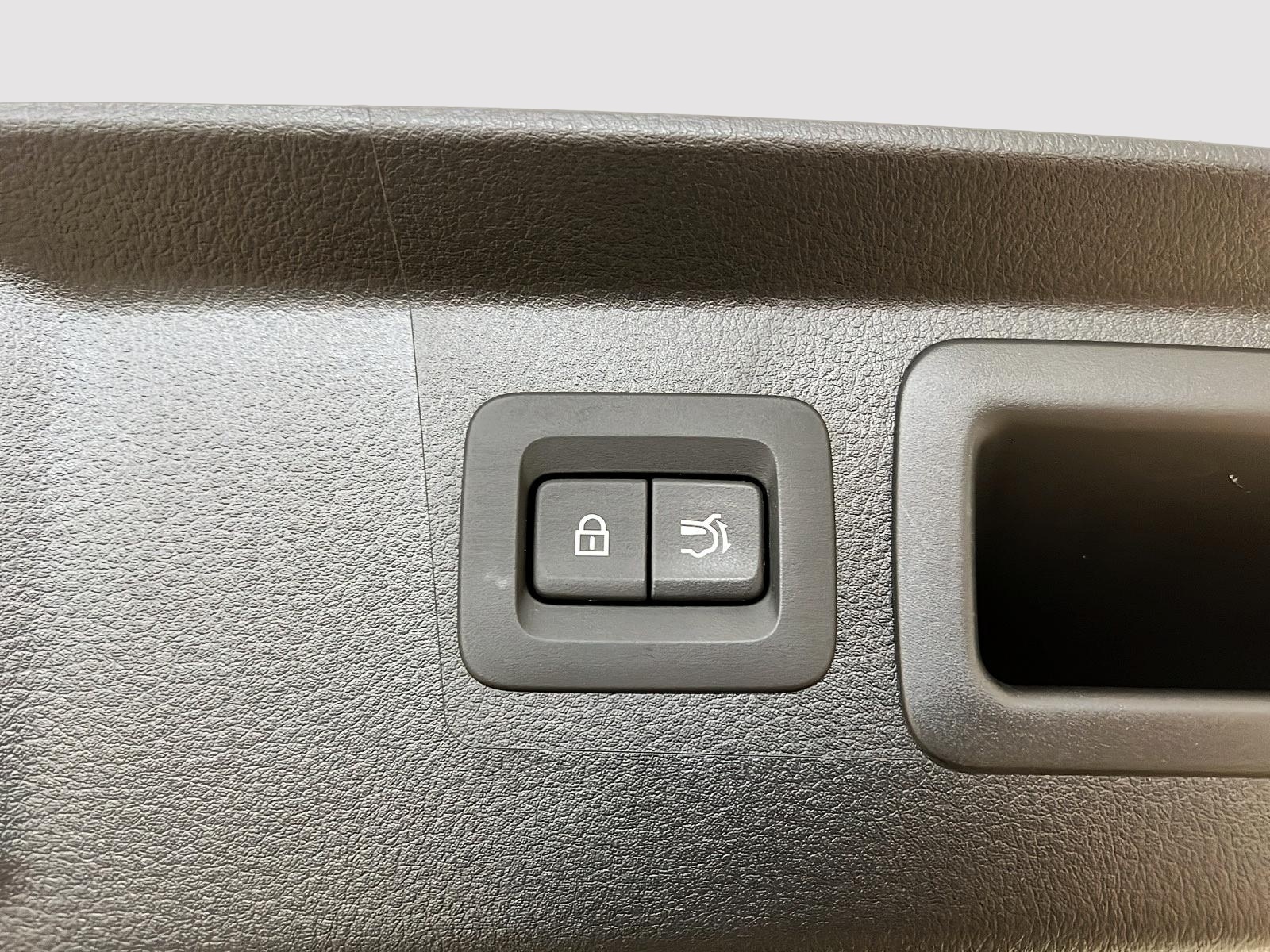 Mazda CX-50 2023 - Image #15
