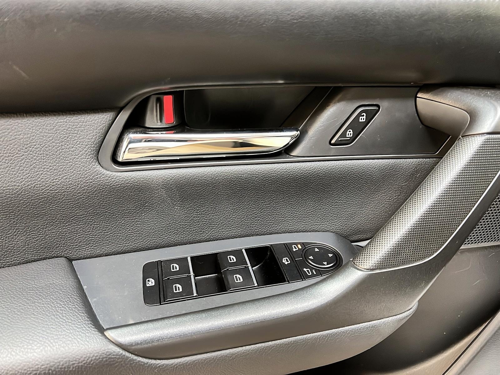 Mazda CX-50 2023 - Image #25