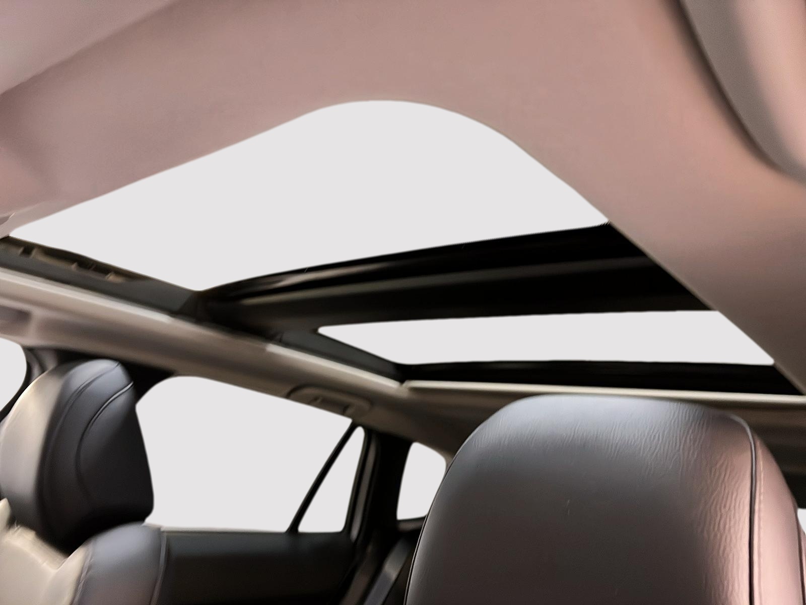 Mazda CX-50 GT CUIR TOIT PANO NAV 4RM 2023 - image #10