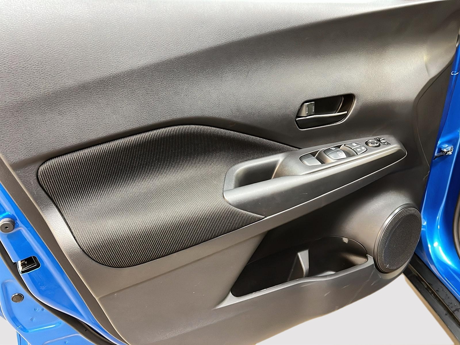 Nissan Kicks S 2023 - image #22