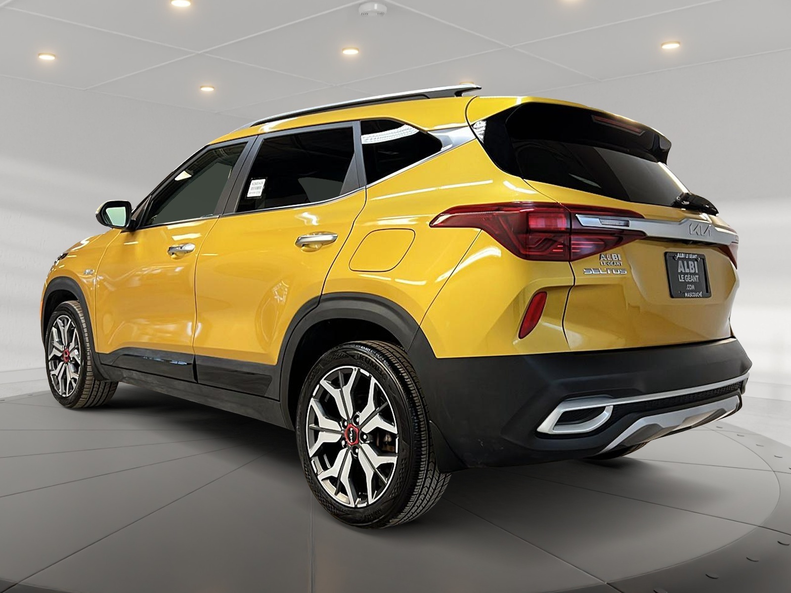 Kia SELTOS SX TURBO CUIR TOIT NAV 4RM 2022 - image #6