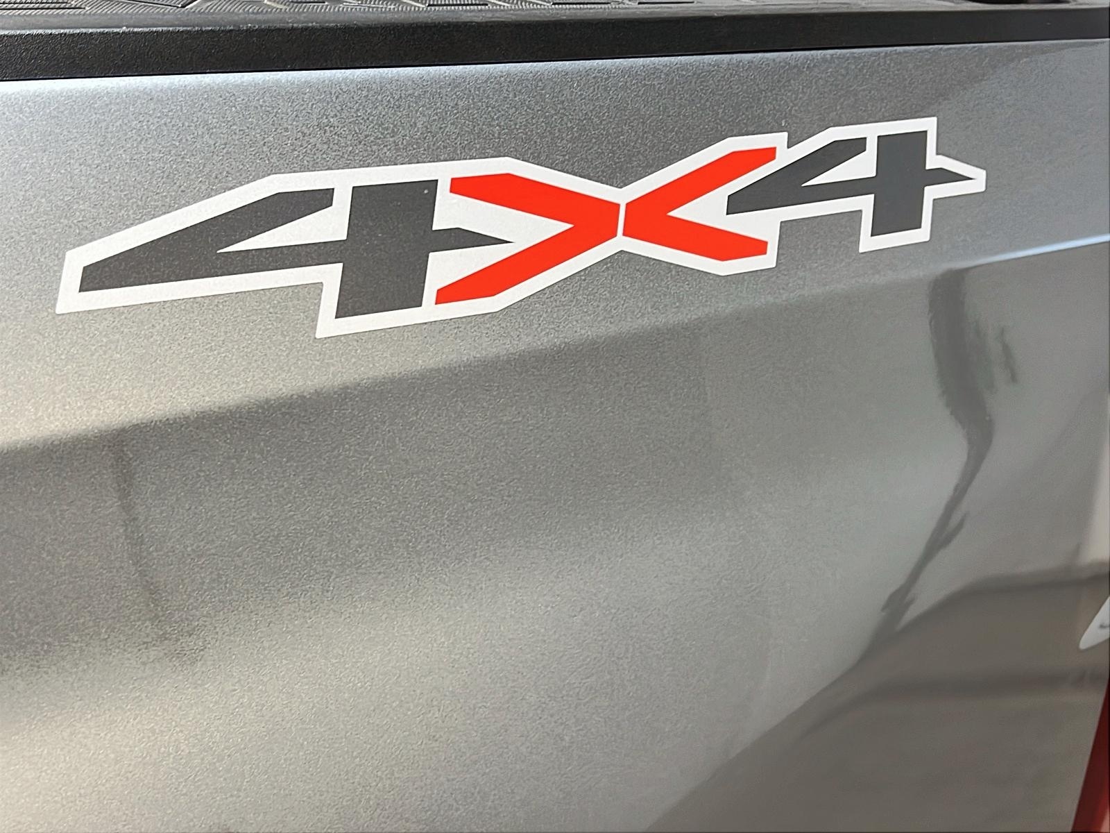 Chevrolet Silverado 1500 CUSTOM CREW CAB 4X4 2023 - image #23