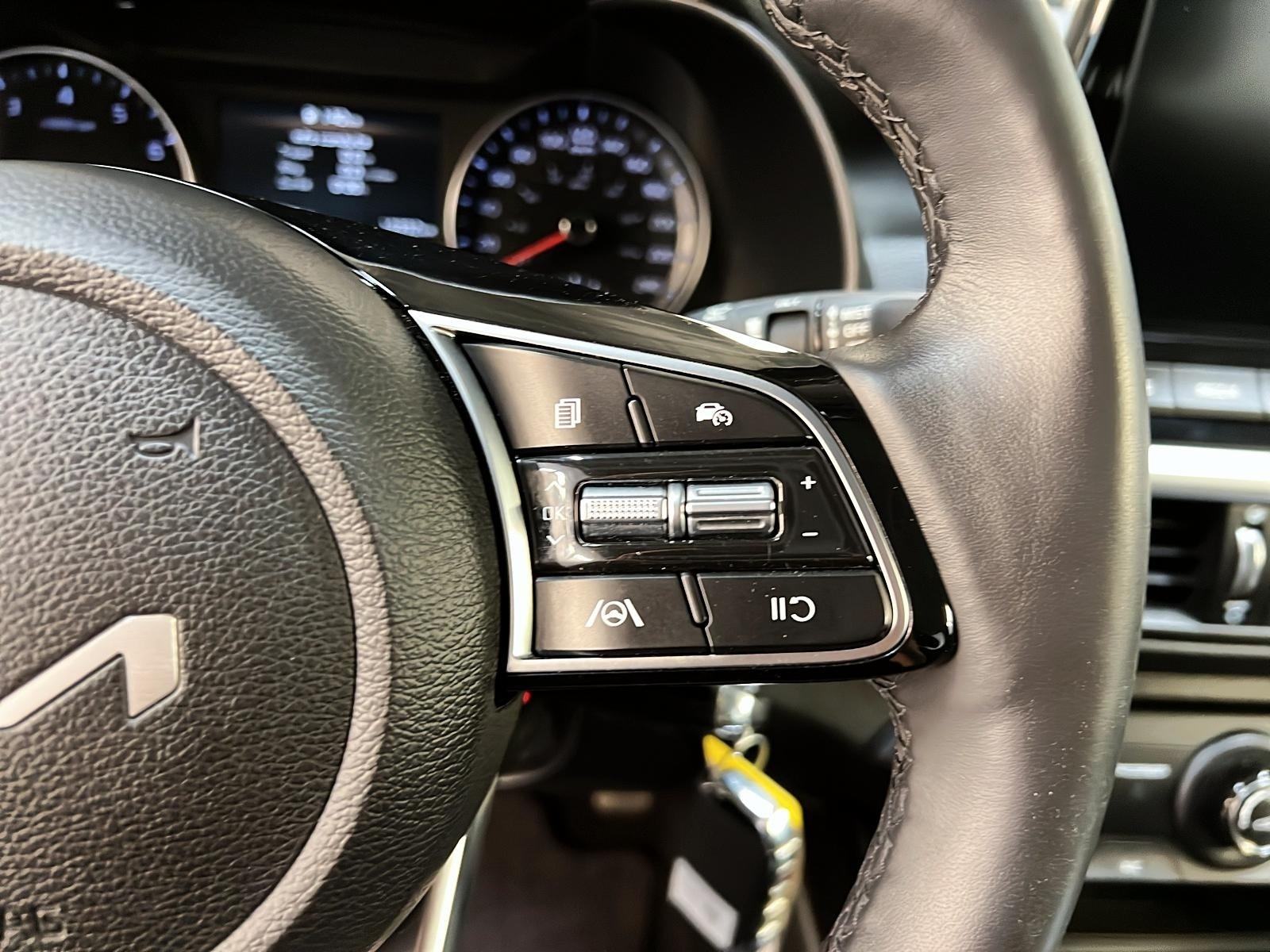 Kia Forte 2023 - Image #17