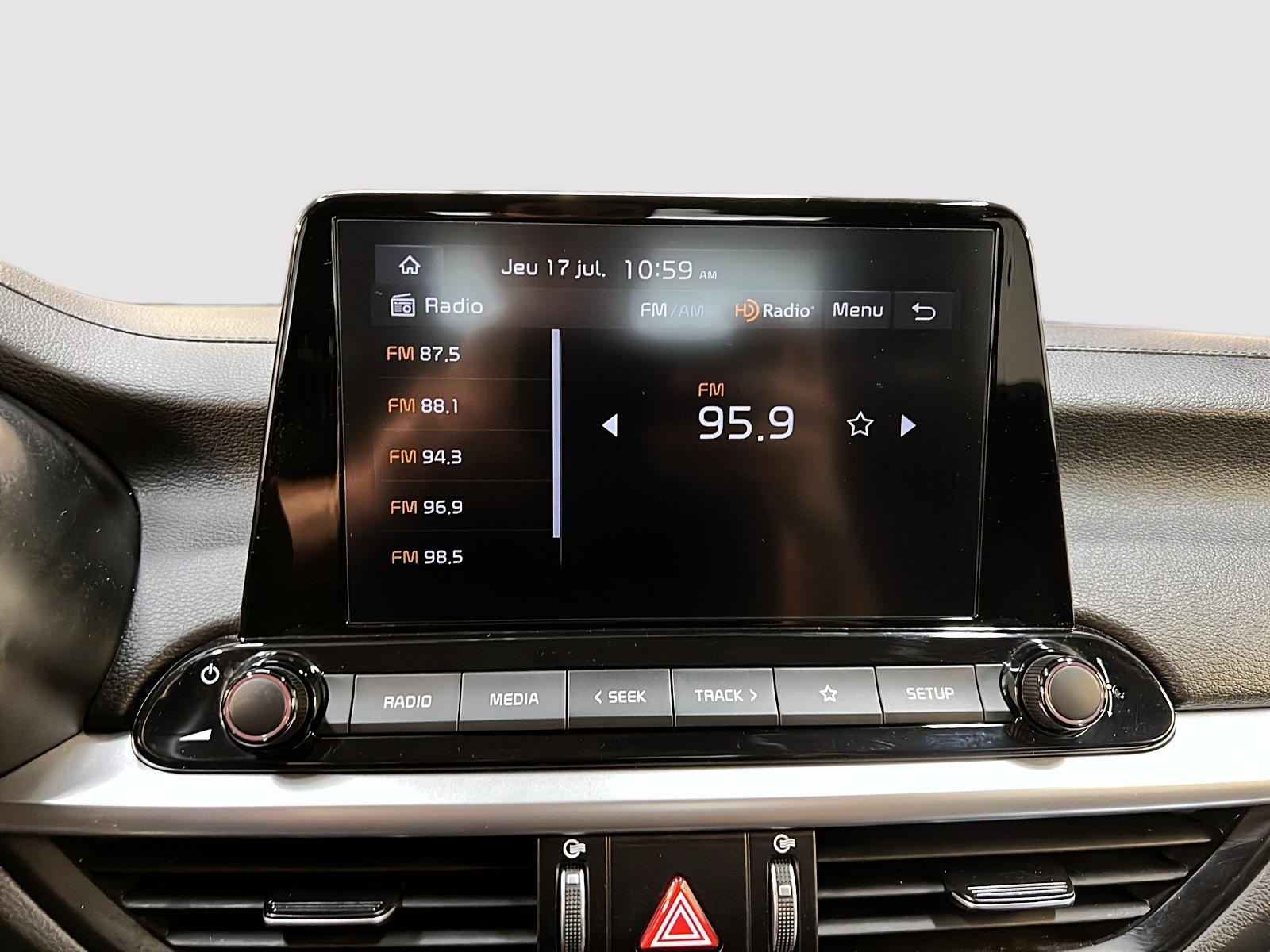 Kia Forte 2023 - Image #15