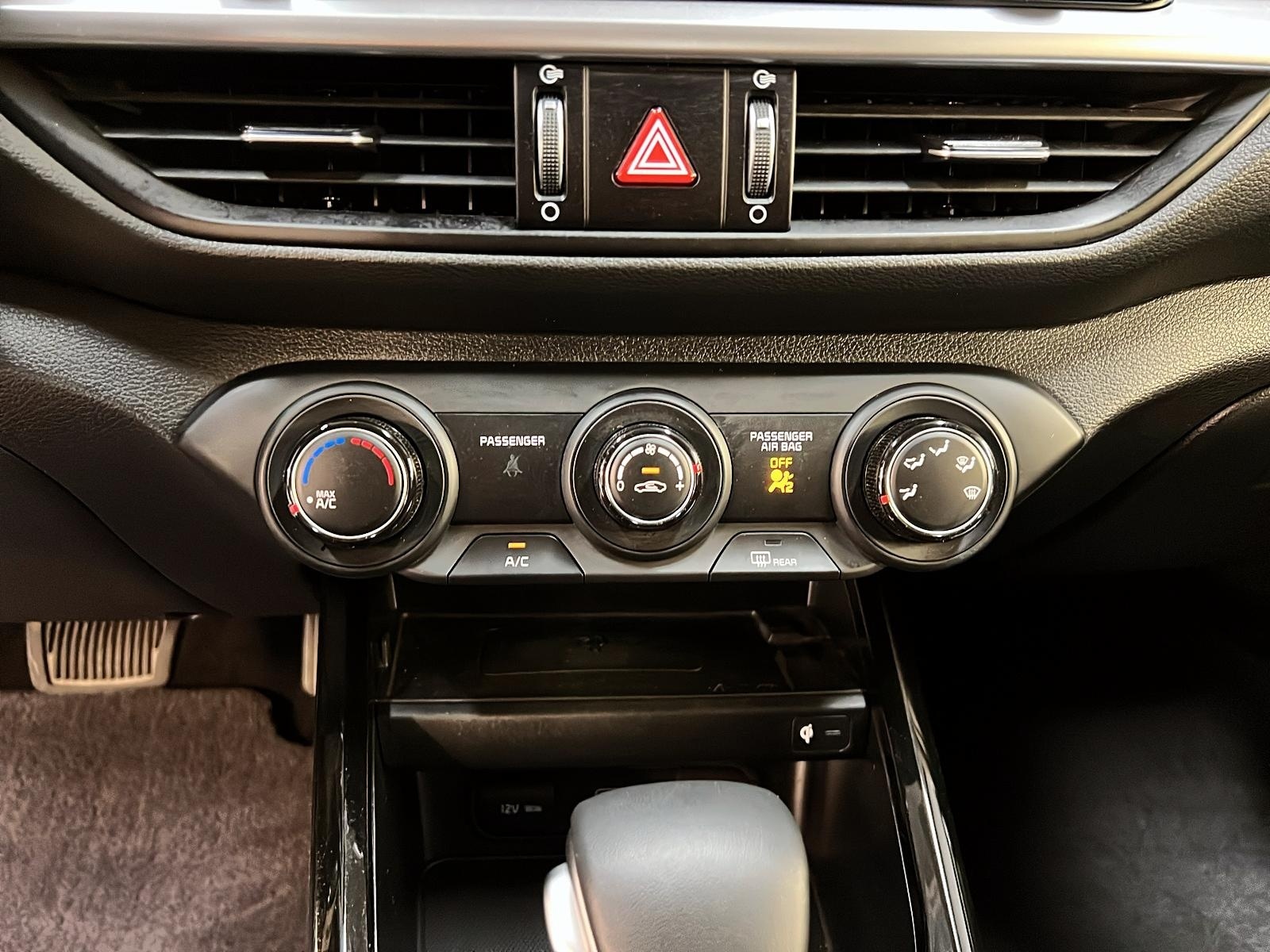 Kia Forte 2023 - Image #14