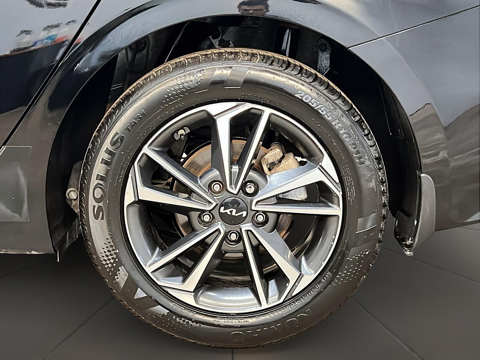 Kia Forte 2023 - Image #23