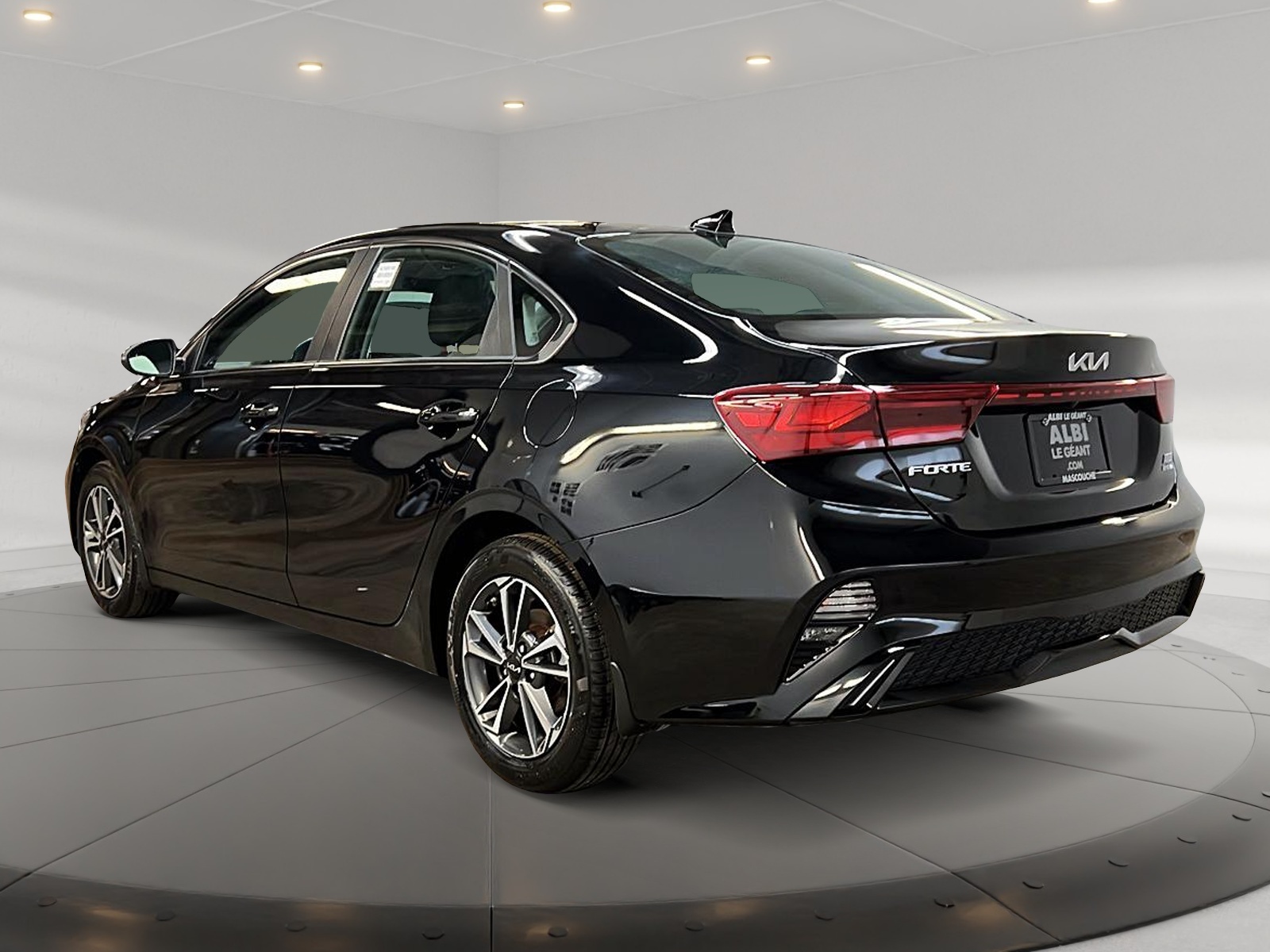 Kia Forte 2023 - Image #6